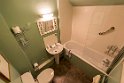 14 Haybarn En-suite bathroom
